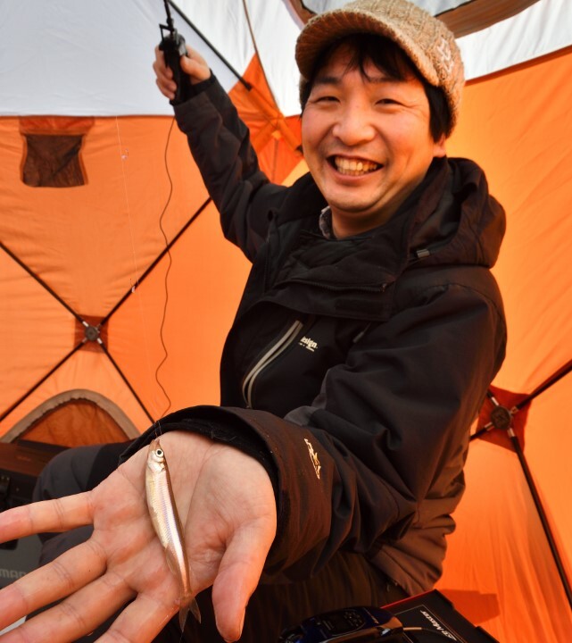 釣果の差は「10分ごとのエサ交換」で決まる。北海道・かなやま湖で良型